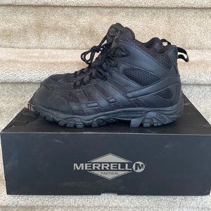 Used Mens Merrell Moab 2 Mid Tactical All Black size 9